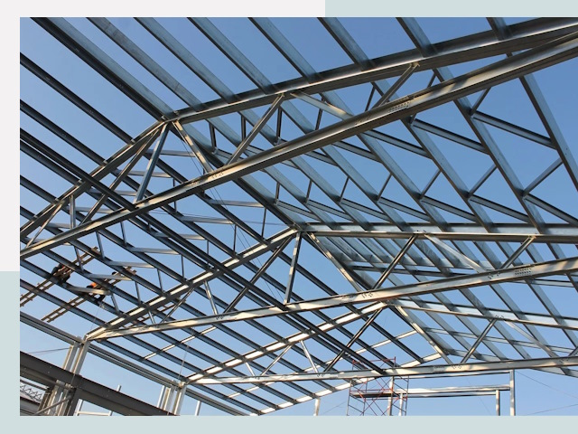 Строительство фермы в Гусе-Хрустальном