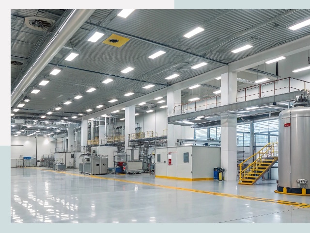 Освещение ангаров в Гусе-Хрустальном от 642 руб. - Эффективные решения