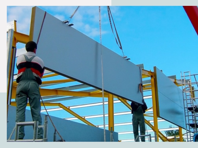 Монтаж сэндвич-панелей в Гусе-Хрустальном от 642 руб.