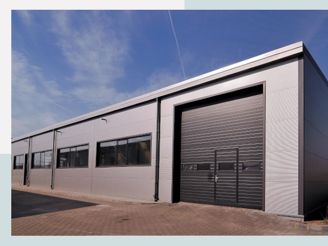 Быстровозводимые склады от СтальСтрой-Гсь по цене 642 руб.